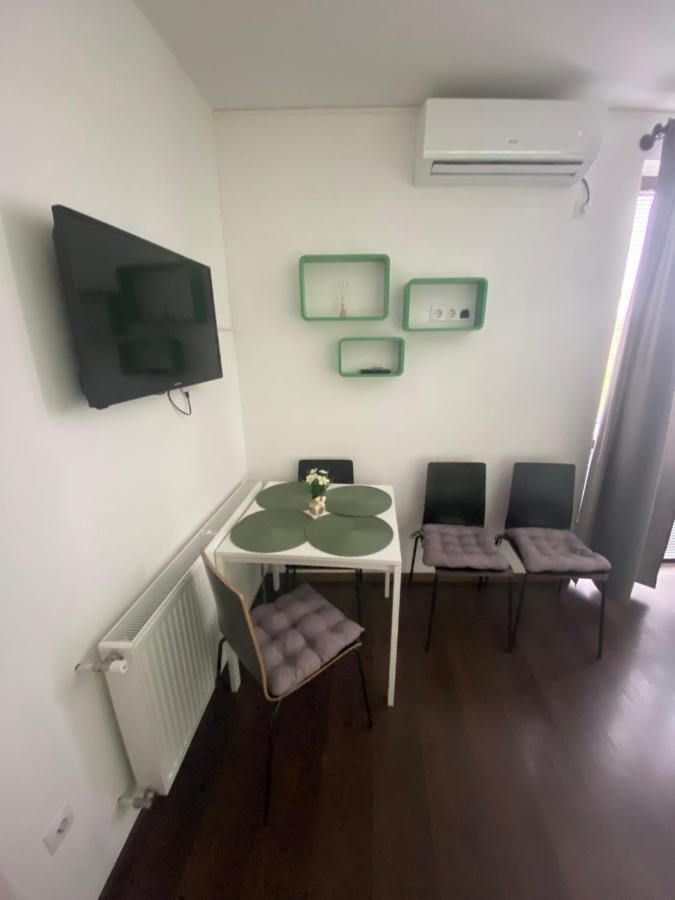 Lexi Classic Apartman Hajdúszoboszló Exteriör bild