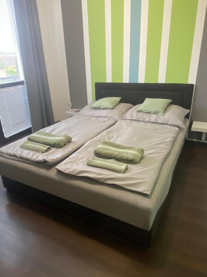 Lexi Classic Apartman Hajdúszoboszló Exteriör bild