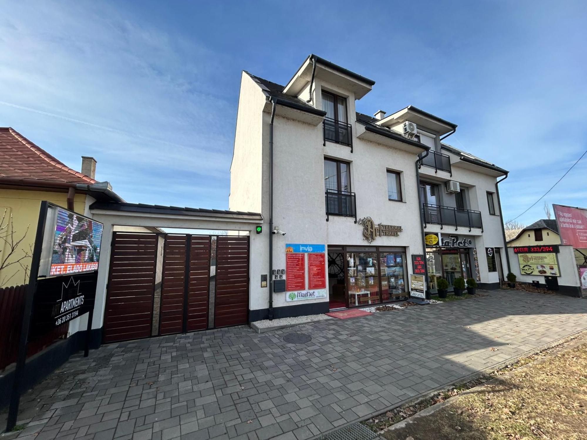 Lexi Classic Apartman Hajdúszoboszló Exteriör bild